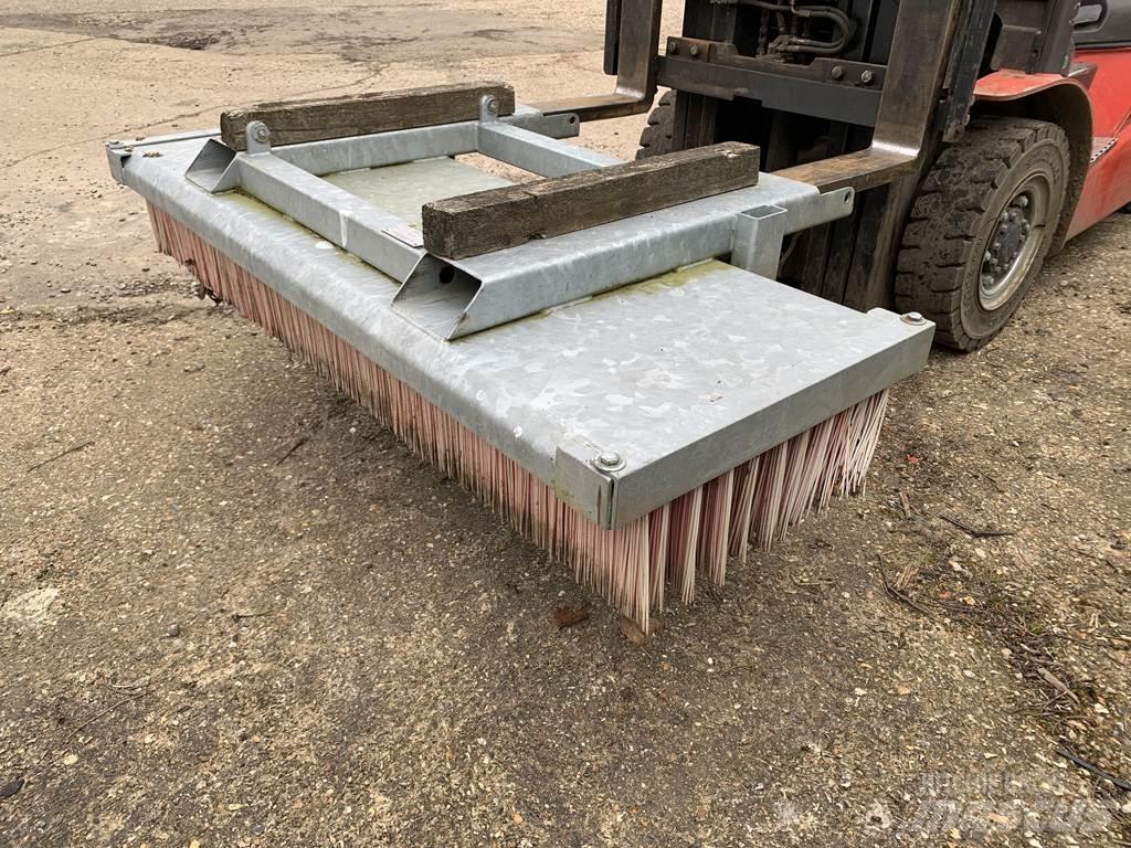 Jacobsen 6FT YARD Agriculture - Autres