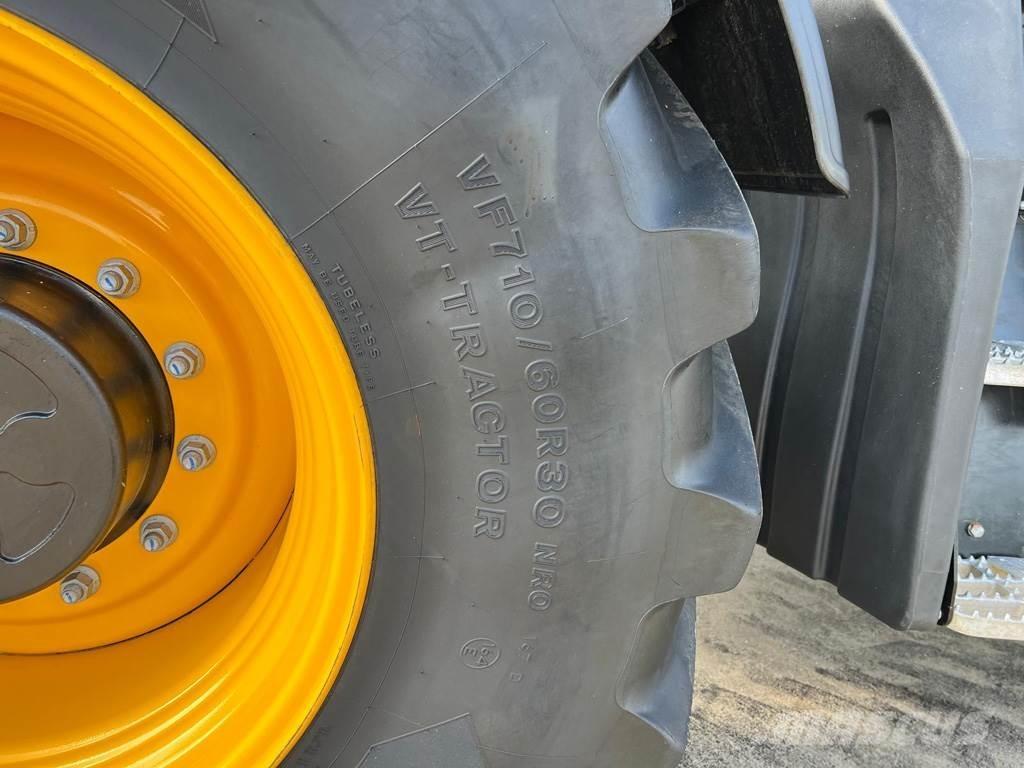 JCB 4220 ICON Tracteur