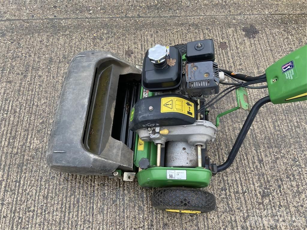 John Deere 220C Agriculture - Autres