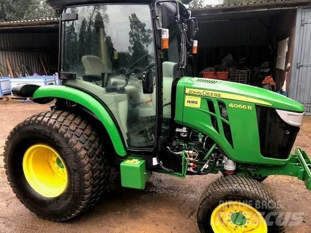 John Deere 4066R Micro tracteur
