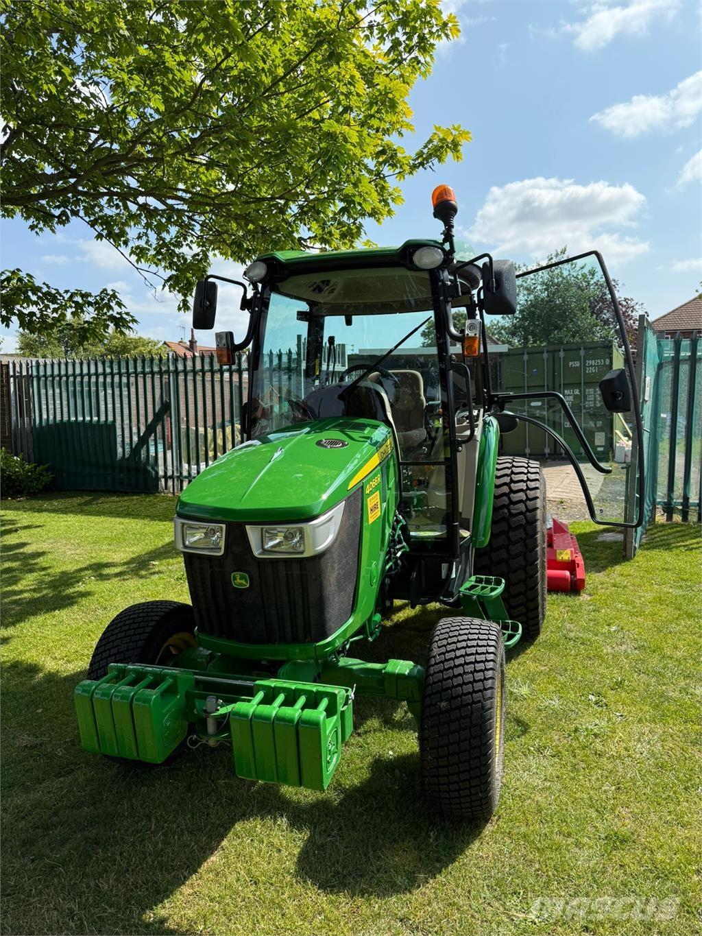 John Deere 4066R Micro tracteur