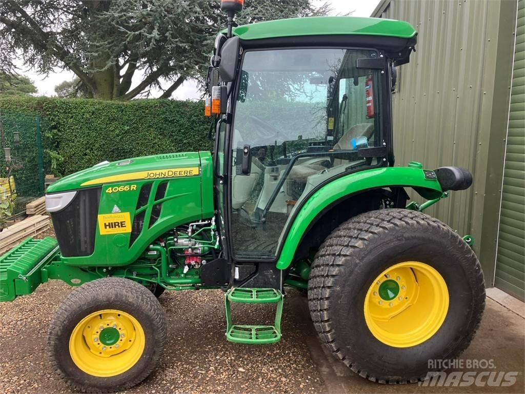 John Deere 4066R Micro tracteur