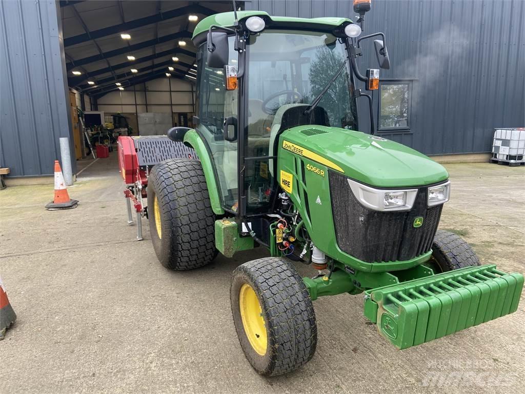 John Deere 4066R Micro tracteur
