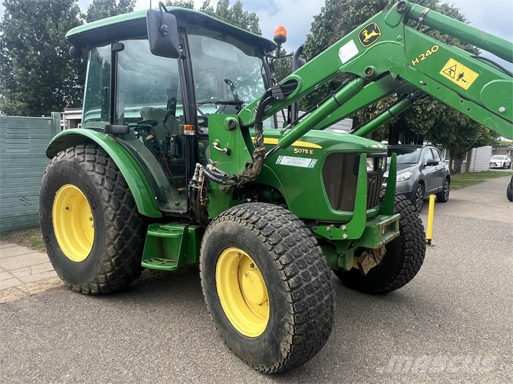 John Deere 5075E Tracteur