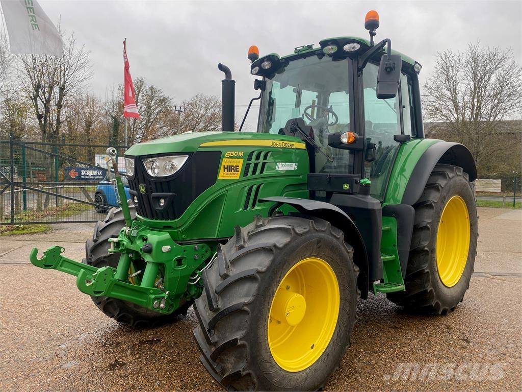John Deere 6130M Tracteur