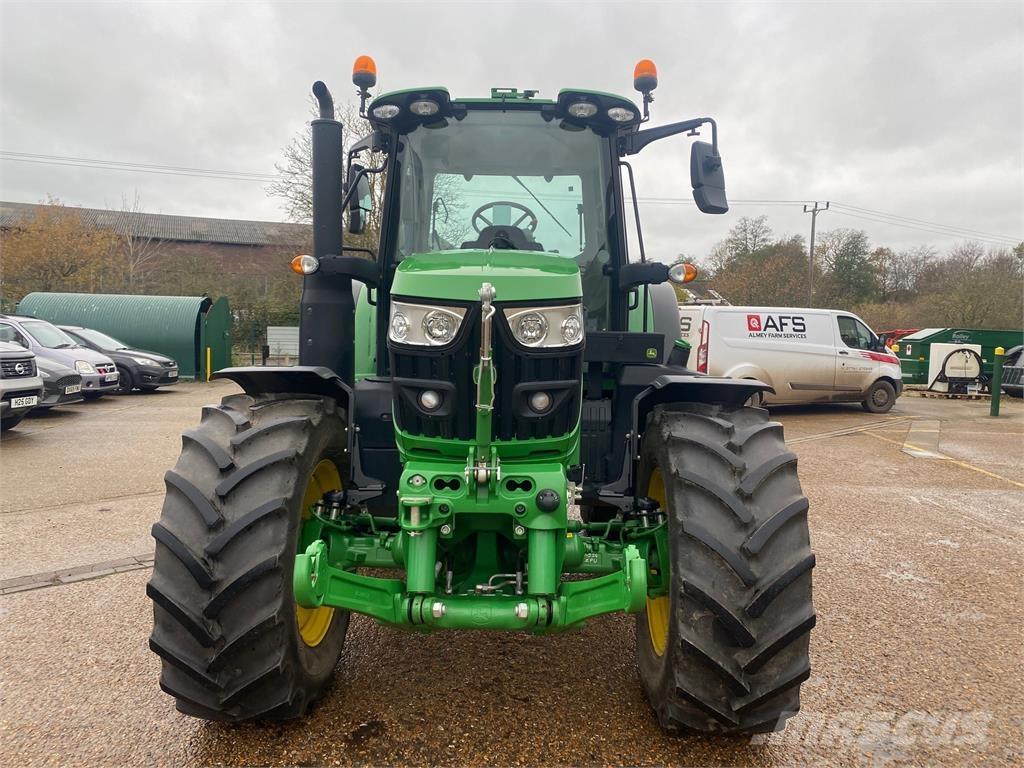 John Deere 6130M Tracteur