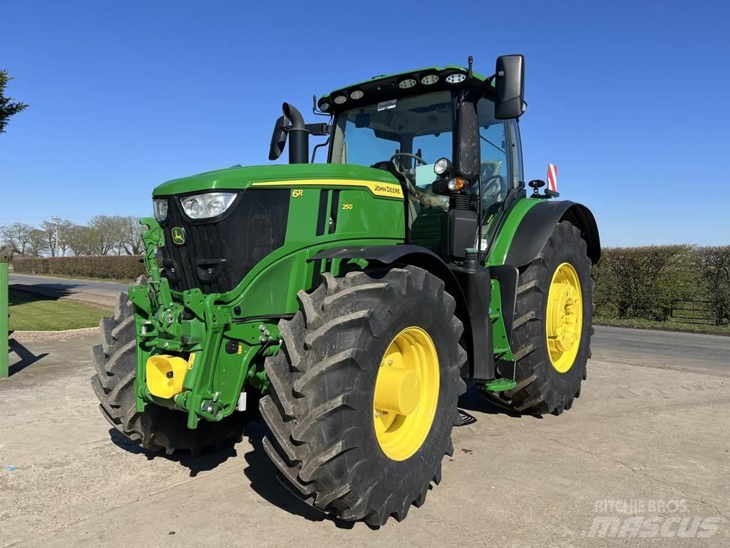 John Deere 6R250 Tracteur