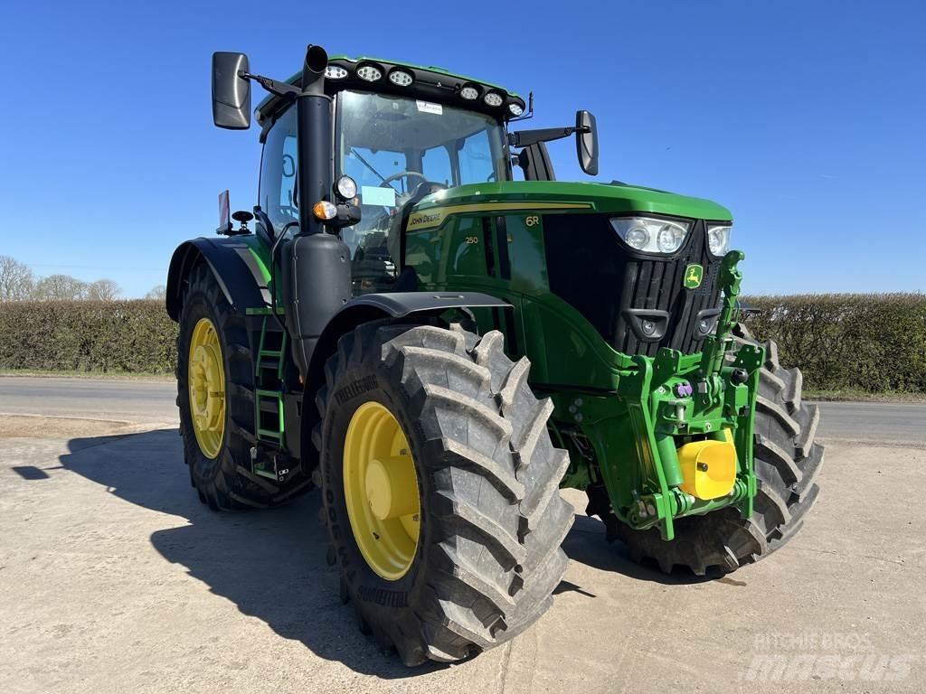 John Deere 6R250 Tracteur