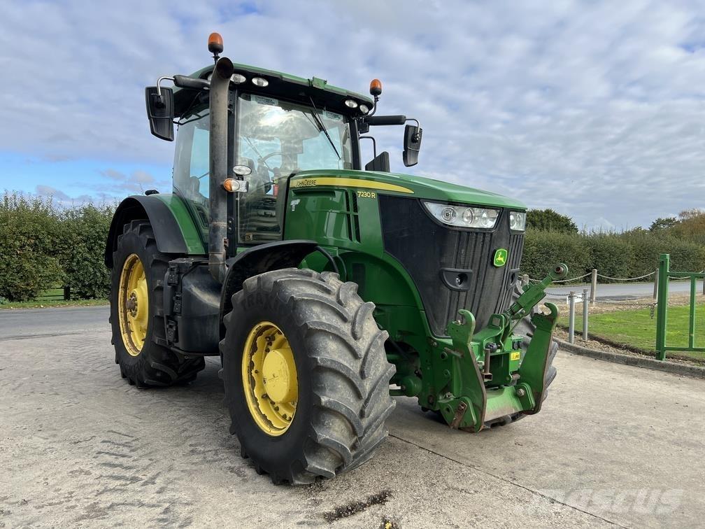 John Deere 7230R Tracteur