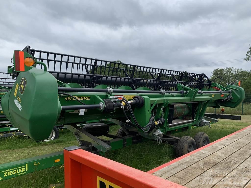 John Deere 725D Moissonneuse batteuse