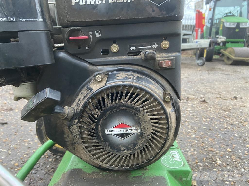 John Deere D45C Scarificateur