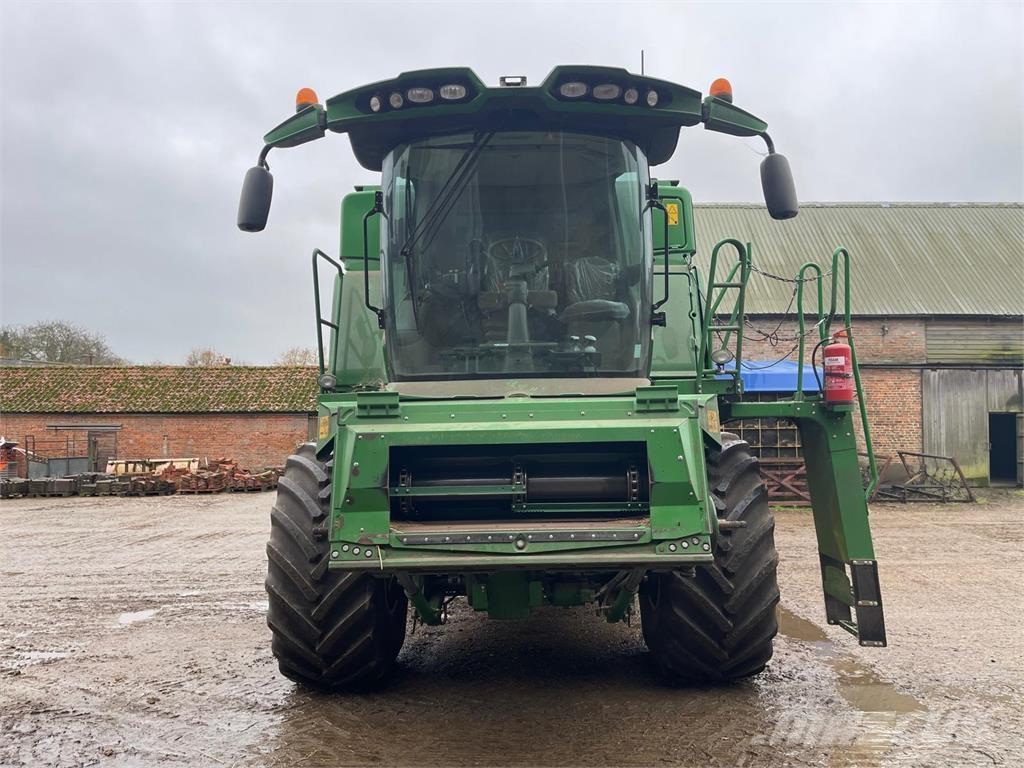 John Deere T550 Moissonneuse batteuse
