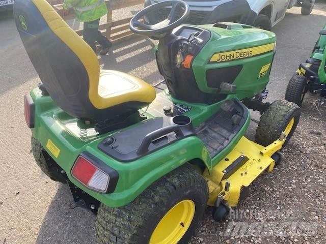 John Deere X750 Tracteur