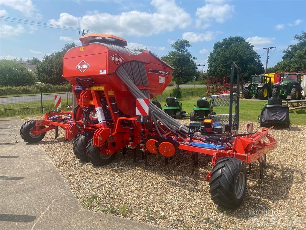 Kuhn MEGANT 602R Semoir