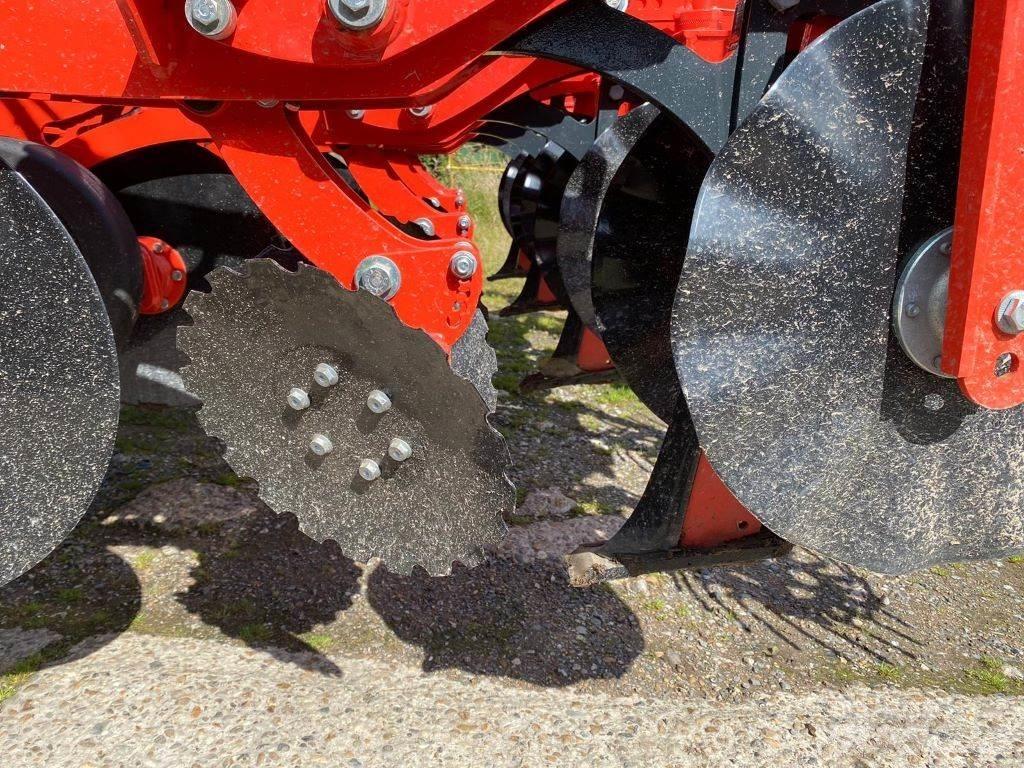 Kuhn STRIGER 300 Agriculture - Autres