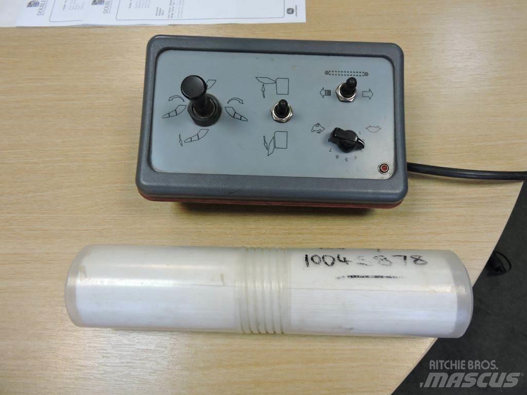 Kverneland 853 Epandeur de fumier