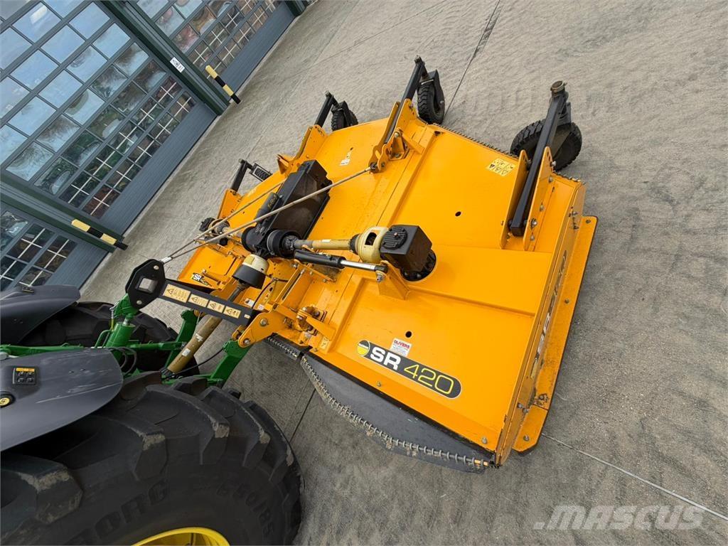 McConnel SR420 Broyeur / Gyrobroyeur / Epareuse