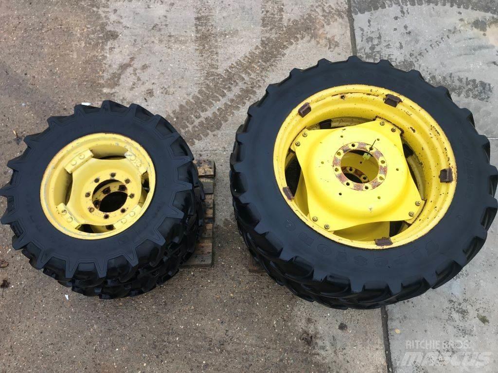 ROWCROP Pneus, roues et jantes