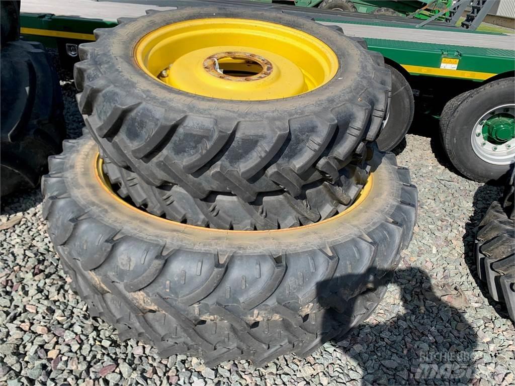  ROWCROPS Pneus, roues et jantes