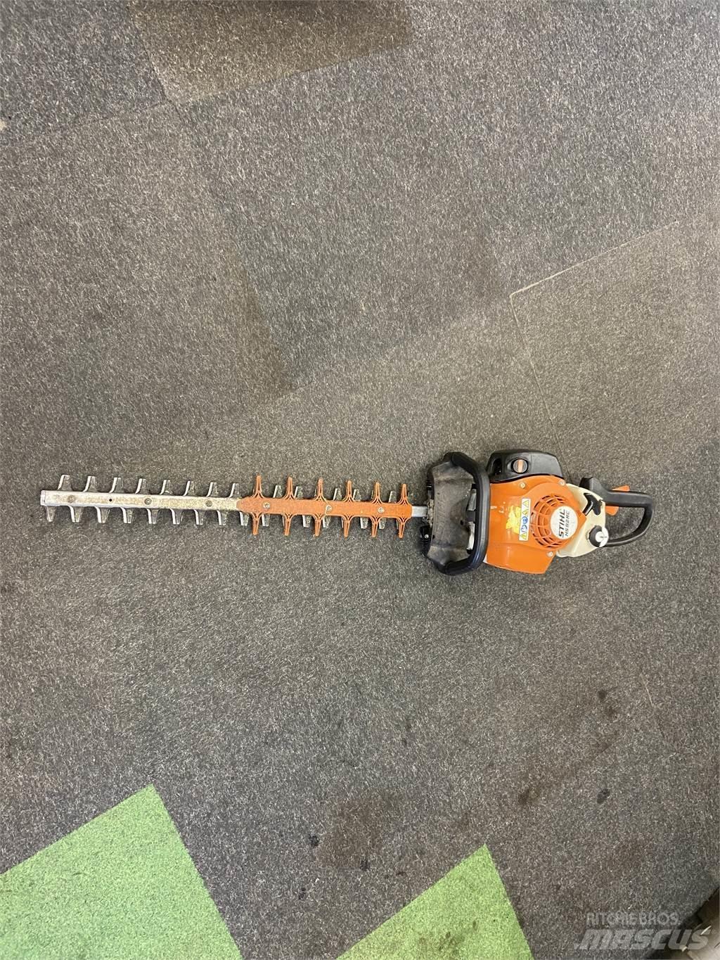 Stihl HS 82 RCE Autres équipements pour tracteur
