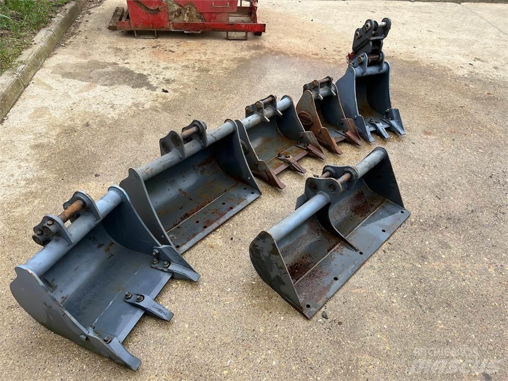 Strickland BUCKET Construction - Autres
