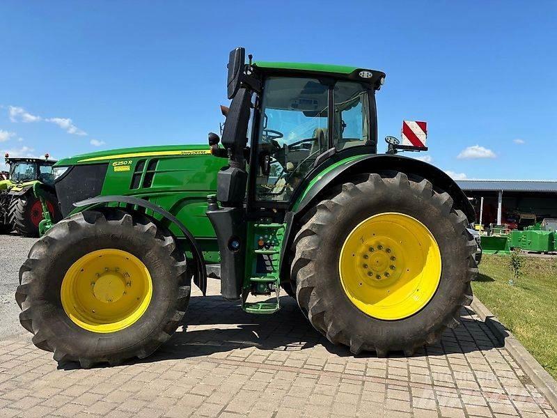 John Deere 6250R Tracteur