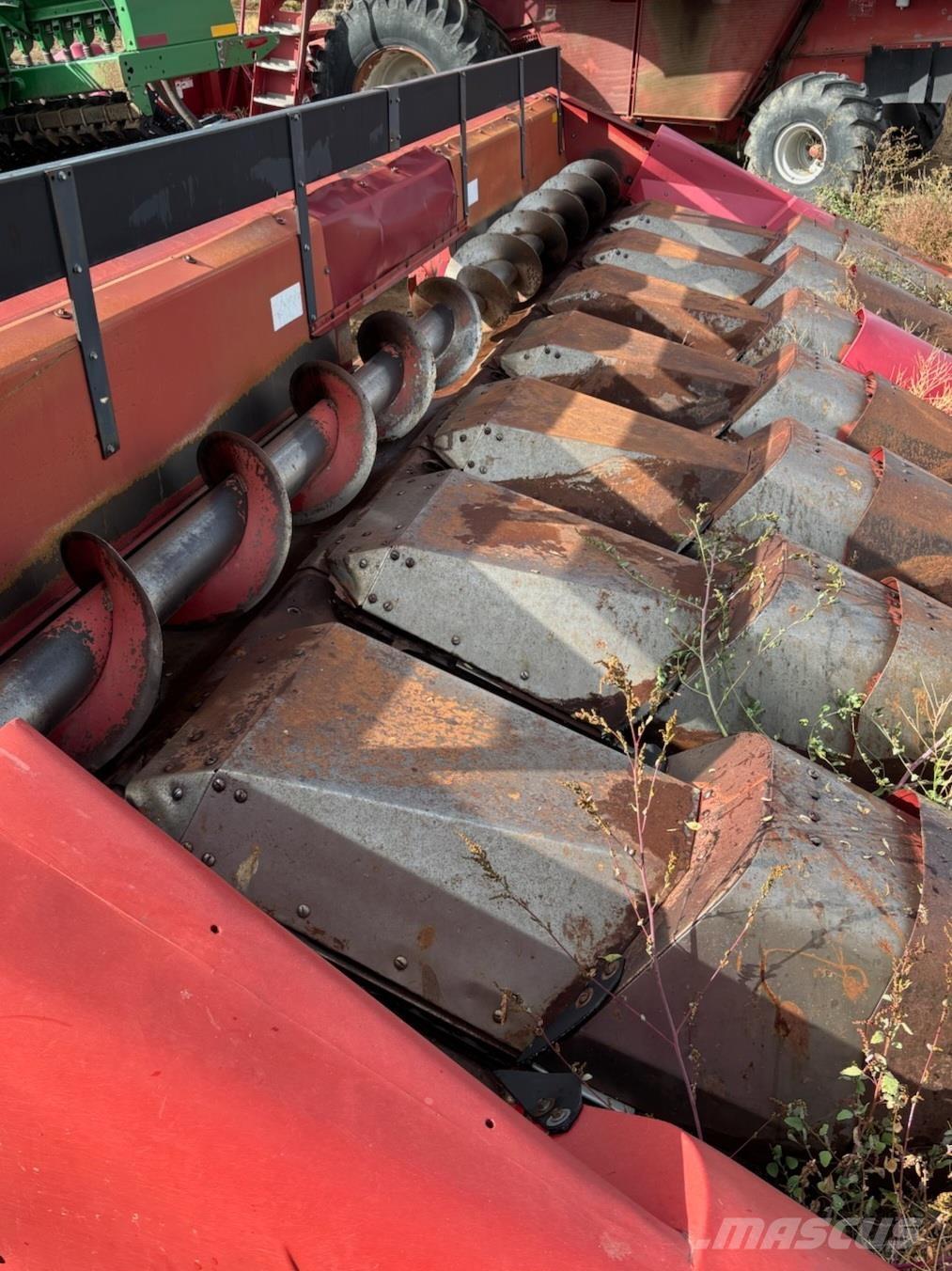 Case IH 1083 Moissonneuse batteuse