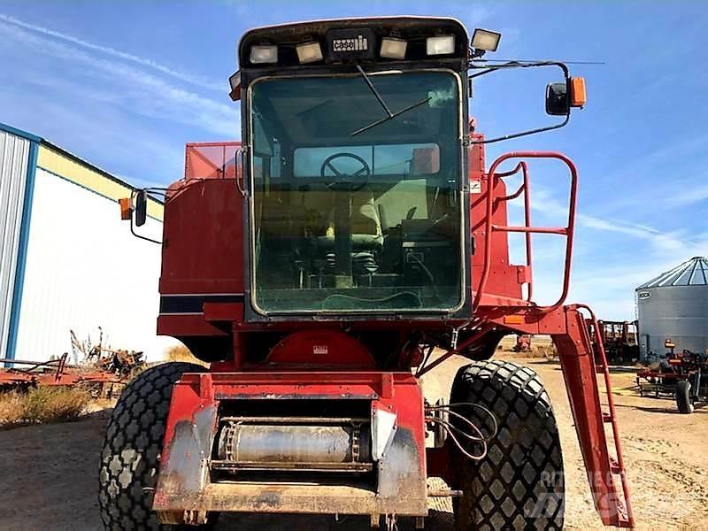Case IH 1660 Moissonneuse batteuse