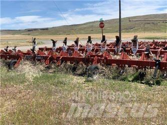 Case IH 1820 Décompacteur, sarcleur
