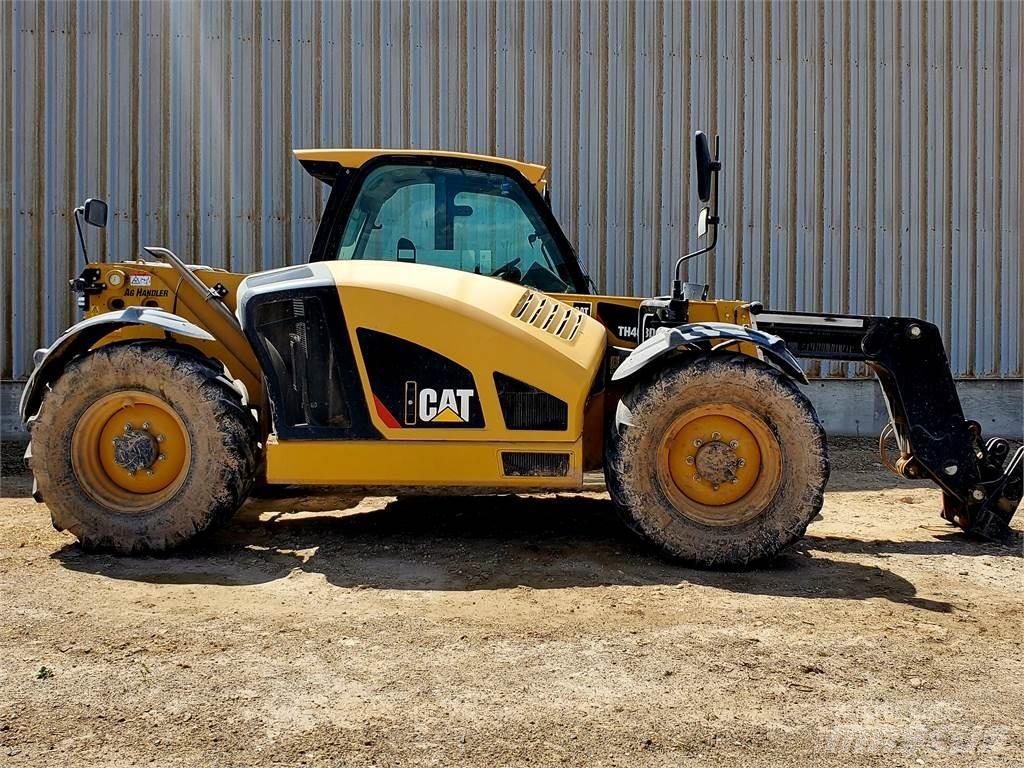 CAT TH408D Construction - Autres