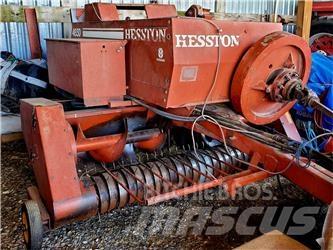 Hesston 4650 Presse à balle ronde