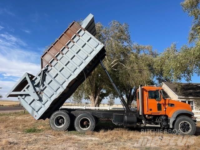Mack GU713 Autre camion