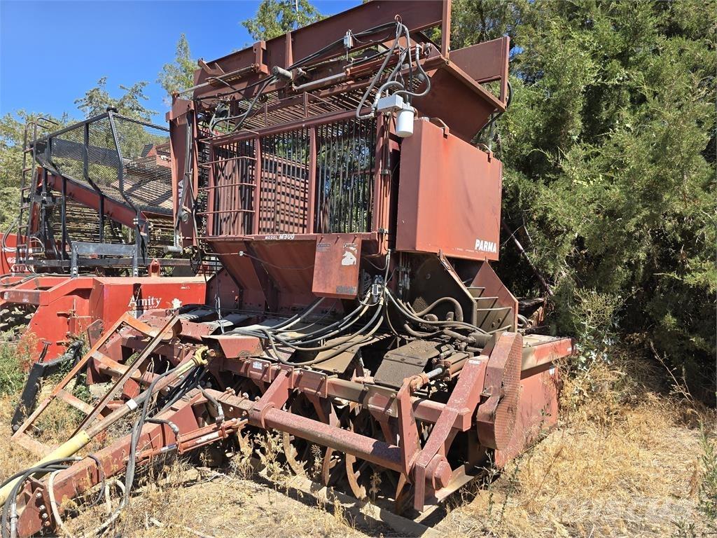Parma M900 Moissonneuse batteuse
