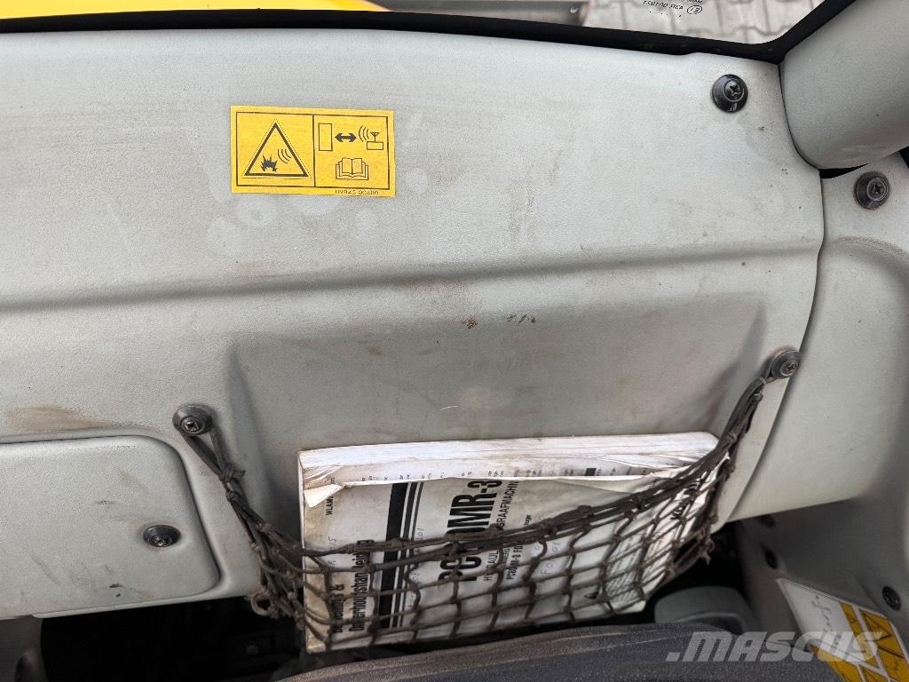 Komatsu PC 80 MR-3 Mini pelle 7t-12t