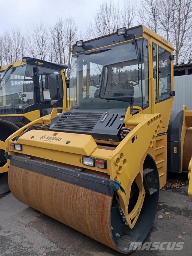 Bomag BW 203 AD-4 Rouleaux tandem