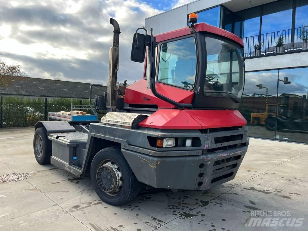 Terberg RT222 Tracteur de manœuvre