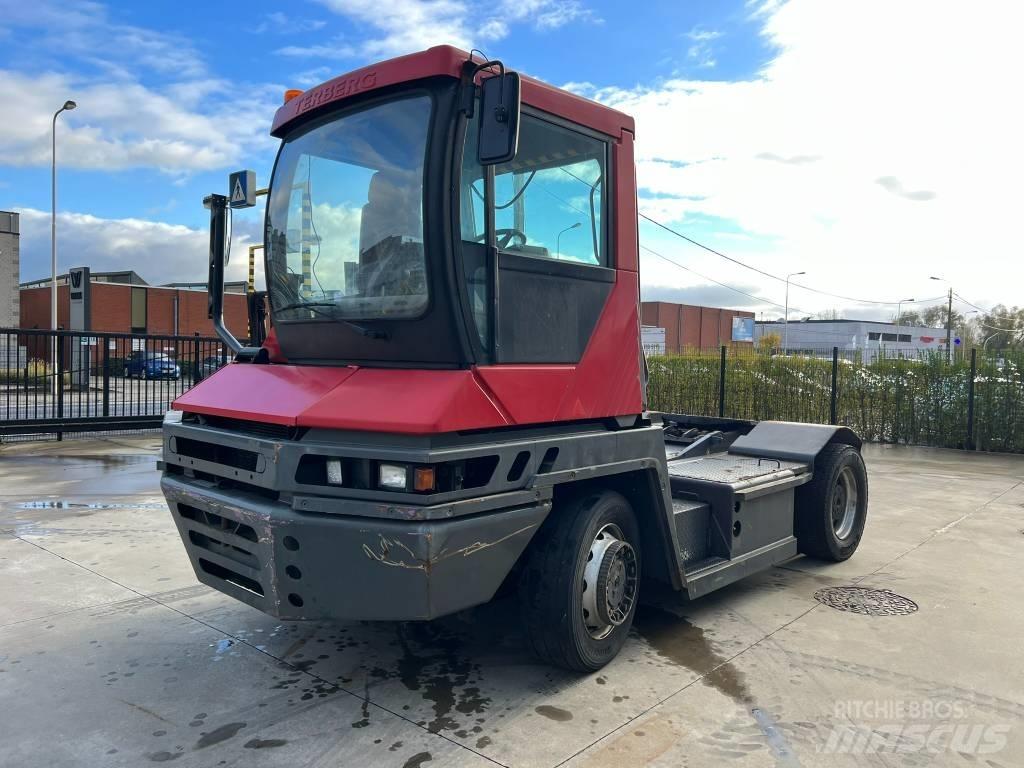 Terberg RT222 Tracteur de manœuvre