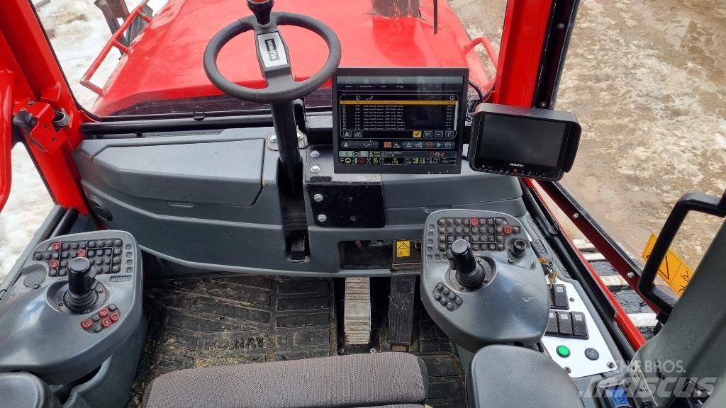 Komatsu 895 Porteur
