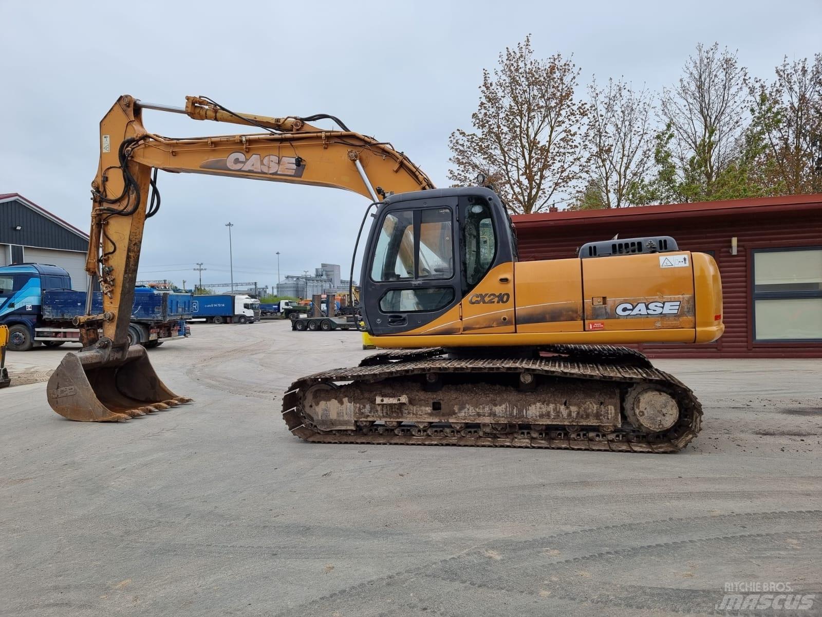 CASE CX 210 LC Pelle sur chenilles