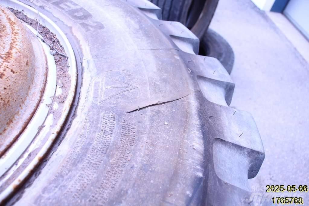 Michelin XMINED2 Pneus, roues et jantes