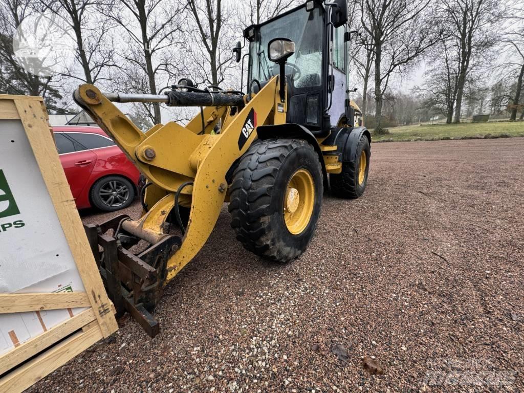 CAT 908 H Chargeuse sur pneus