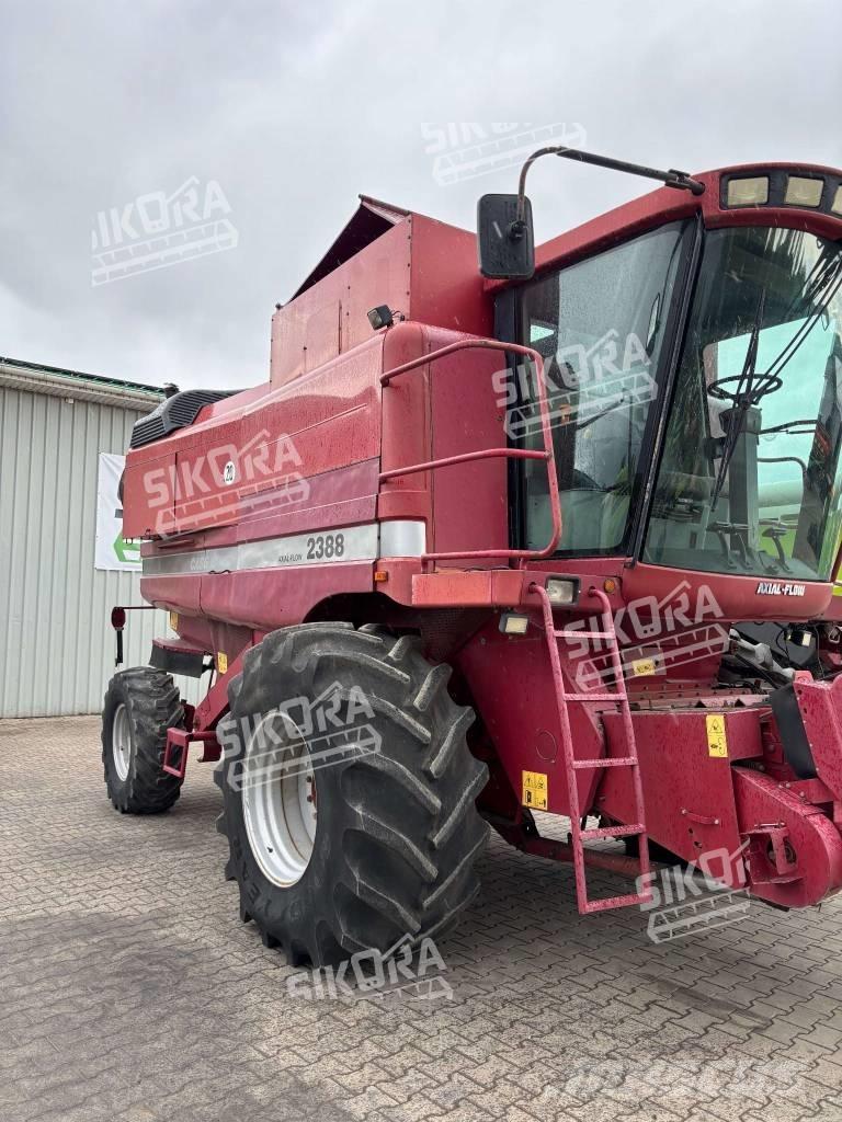 Case IH 2388 Moissonneuse batteuse