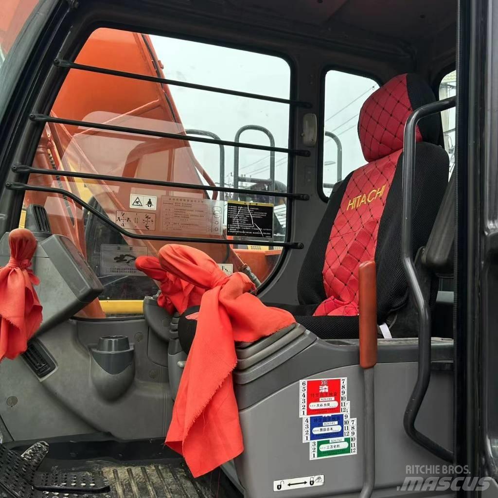 Hitachi ZX 120 Pelle sur chenilles