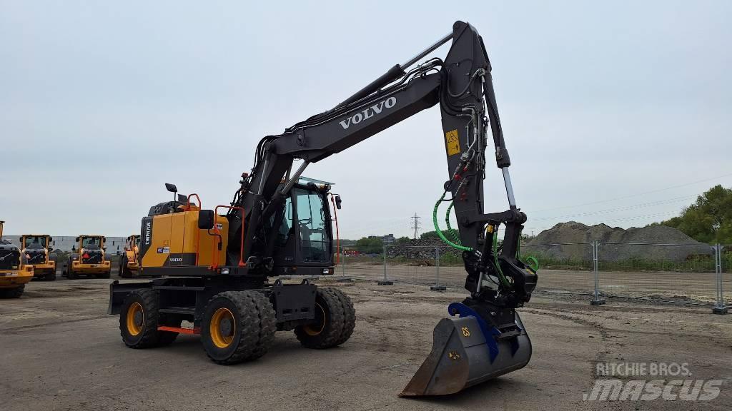 Volvo EWR 170 E Pelle sur pneus