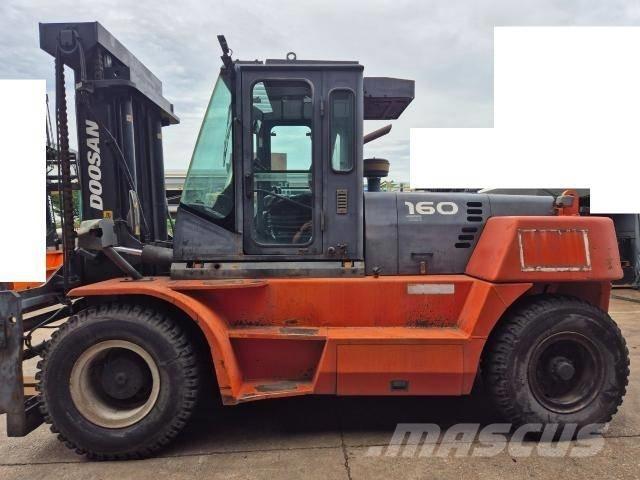 Doosan D 160 S-5 Chariots diesel