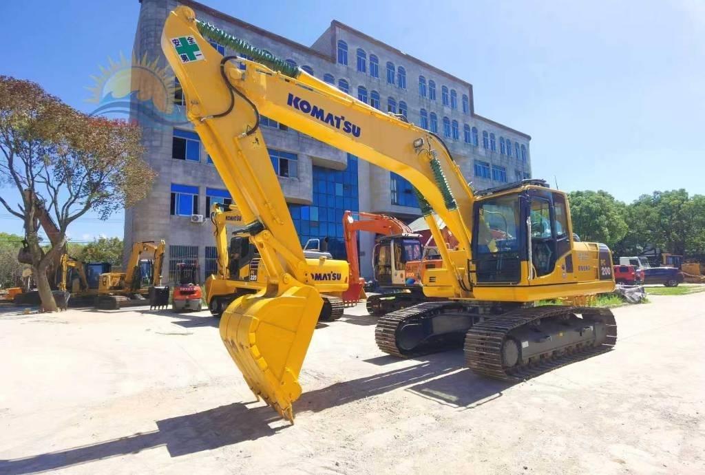 Komatsu PC 200-8 Pelle sur chenilles