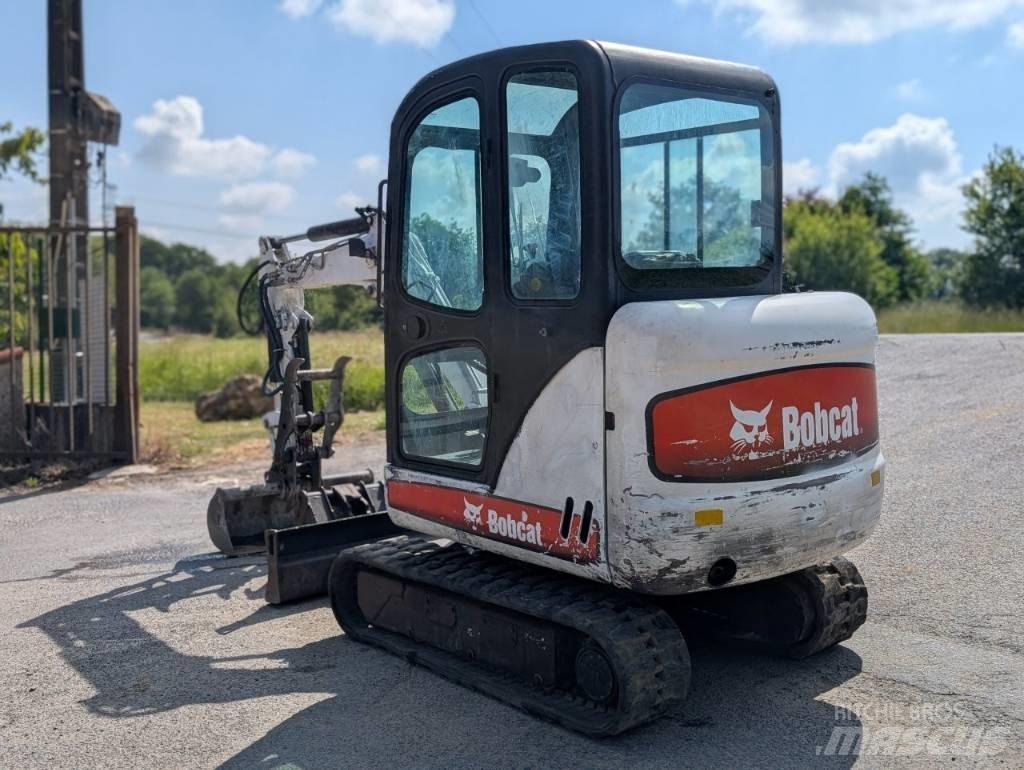 Bobcat 325 G Mini pelle < 7t