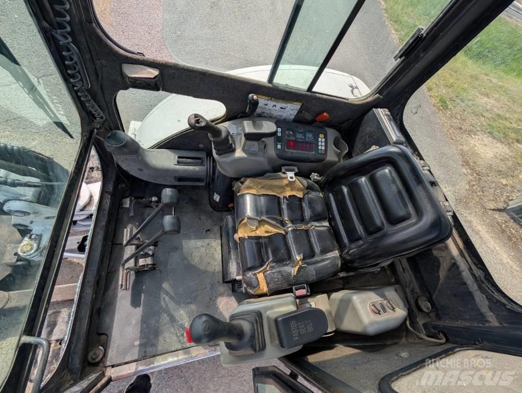 Bobcat 325 G Mini pelle < 7t