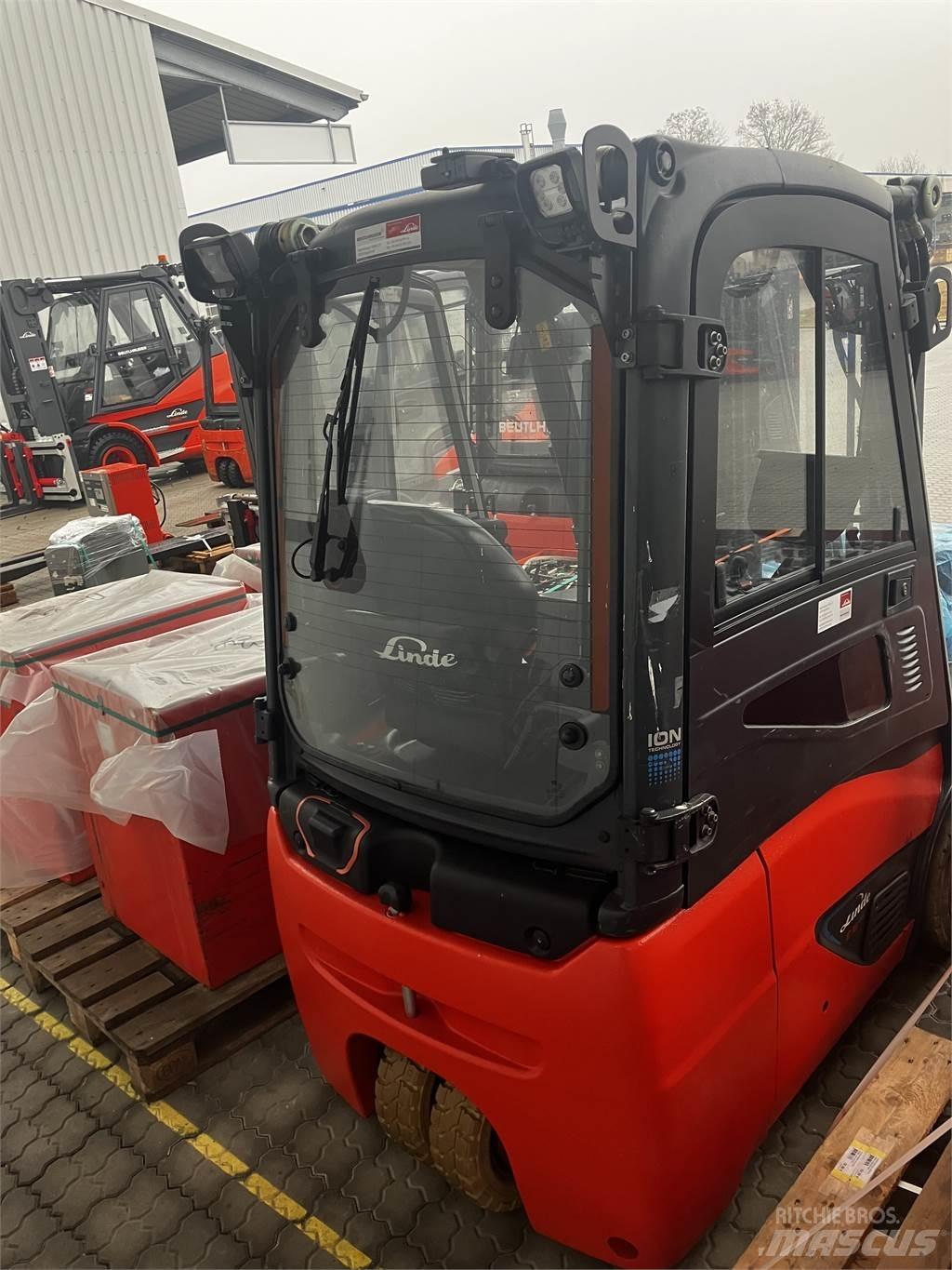 Linde E16C Chariots élévateurs électriques