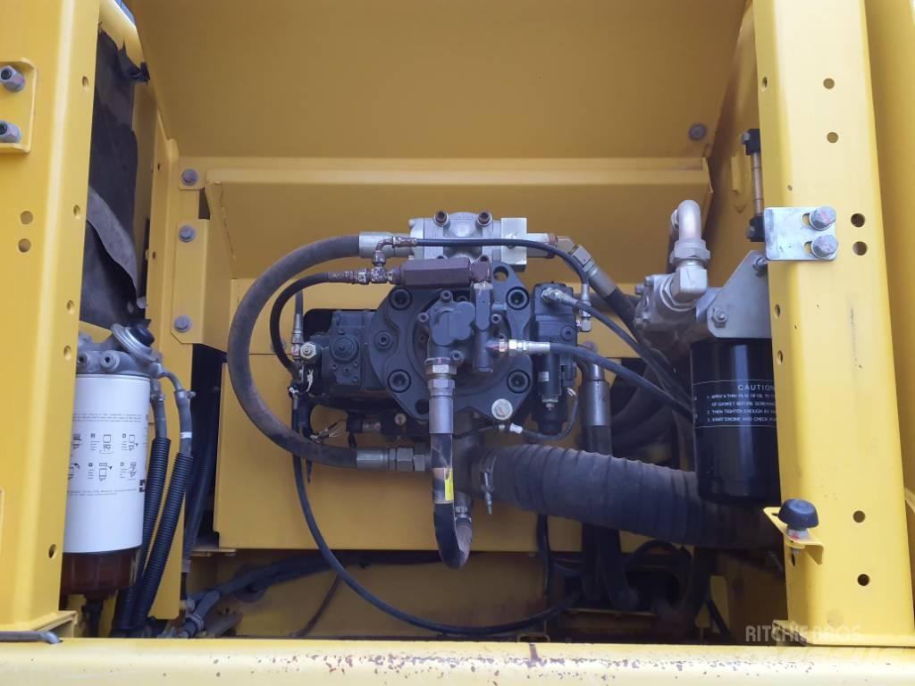 New Holland E 385 C Pelle sur chenilles